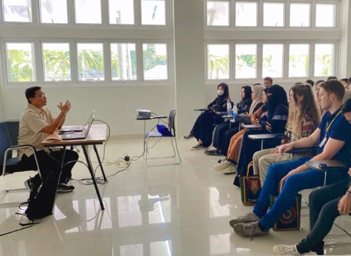 Bongkar Isu UMKM, Dosen Prodi EKP Unimal Hidupkan Kelas Internasional bersama Mahasiswa dari Belanda dan Jerman.